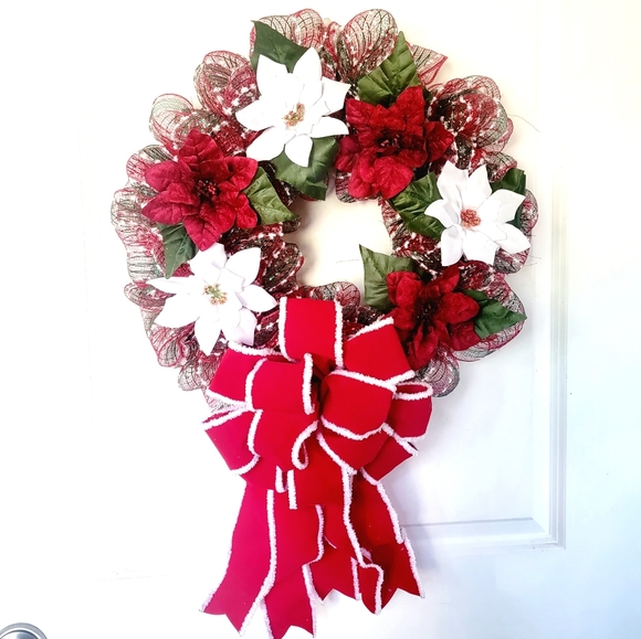 COPY - Winter Poinsettia Wreath Deco Mesh Bow - Picture 2 of 7
